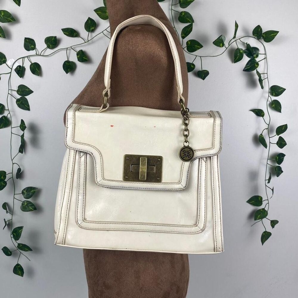 White SimplyVera Vera Wang hand bag faux leather y2k 2000s bag brassy hardware